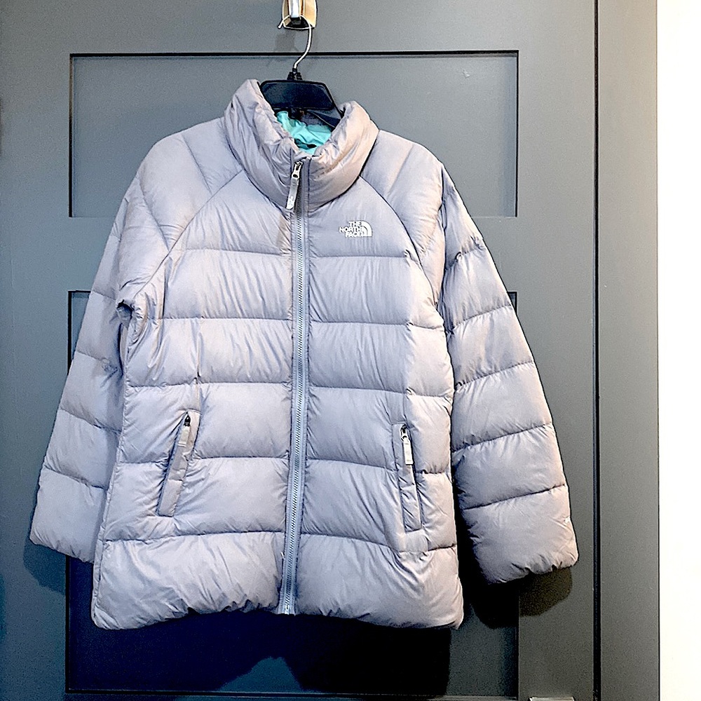 **Host Pick** The North Face puffer jacket, gray, Girl XL fits size 10p